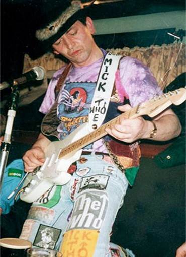 Mik The Who, Fender Strat Guitar
