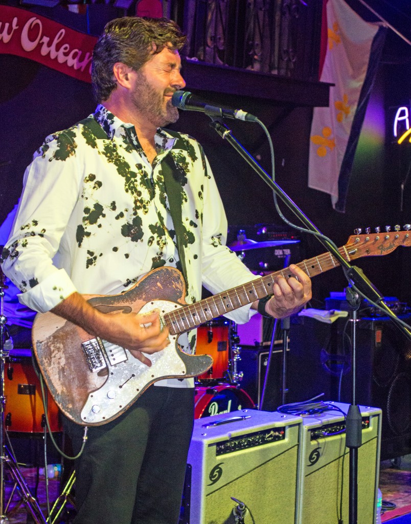 Tab Benoit In It To Win It